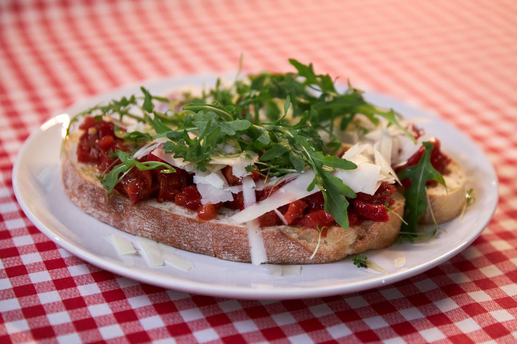Premena reštaurácie Pizza Pub Tank v Banskej Bystrici
