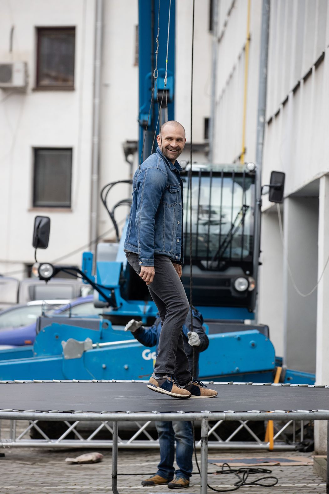 Tomáš Maštalír zvláda kaskadérske kúsky sám.