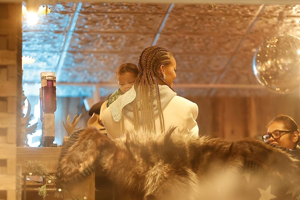 Rihanna s rodinou v Aspene