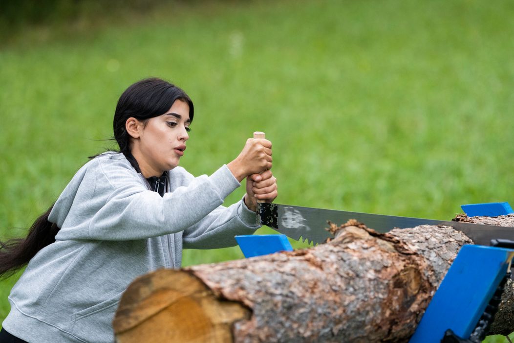 Pomocníci nezvládli súboj o záchranu, Roman sa vrátil späť na Farmu