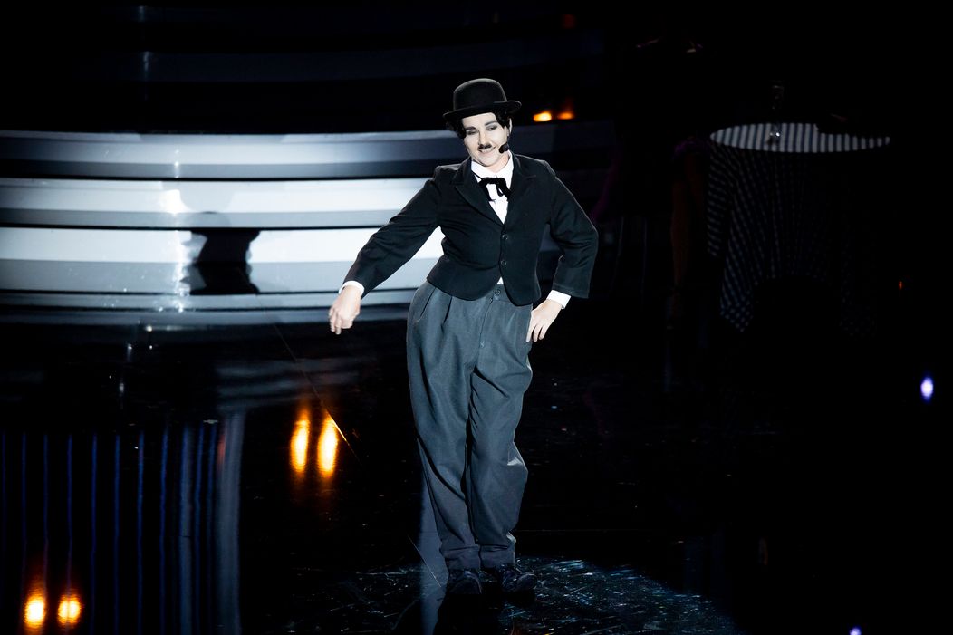Zuzana Haasová ako Charlie Chaplin.