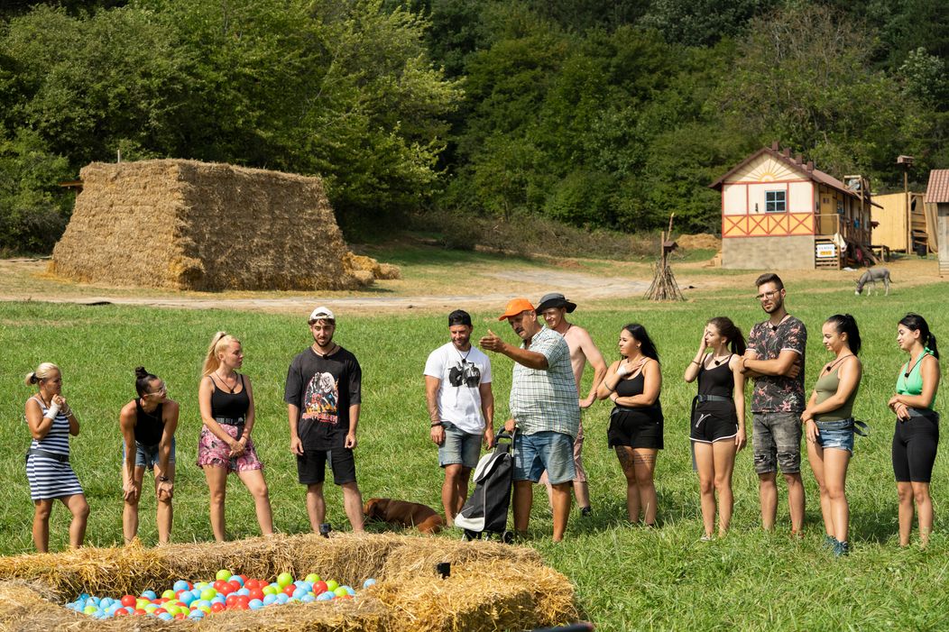 Veselý 21. deň na Farme, nové zvieratá, nové zranenie a guľôčková bitka