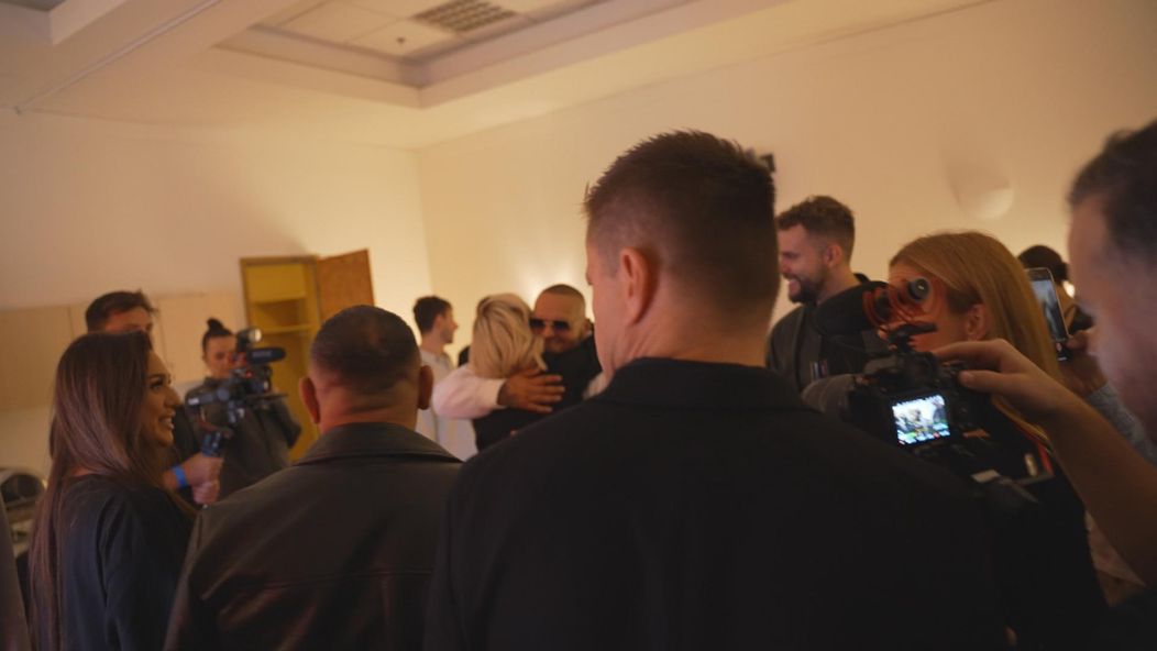 Zákulisné zábery z koncertu Rytmusa, Dara mu vzdala úctu