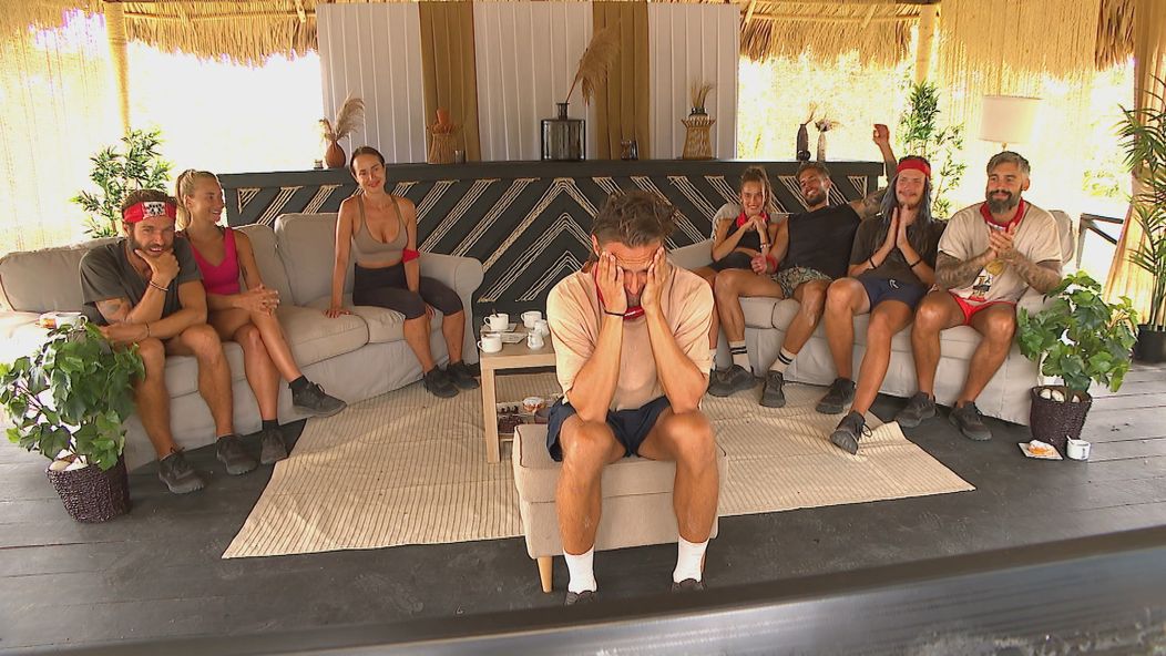 Pítr sa po odkaze od priateľky Gabči rozplakal.