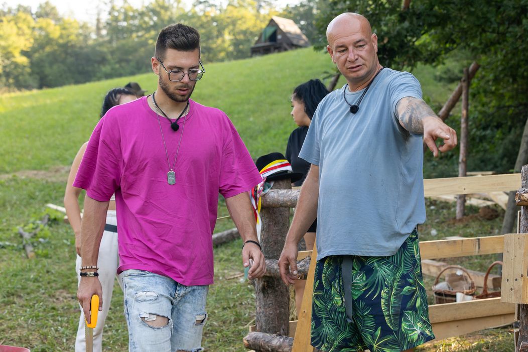 Na statok prišli nový obyvatelia, Roman zacítil rezne ...