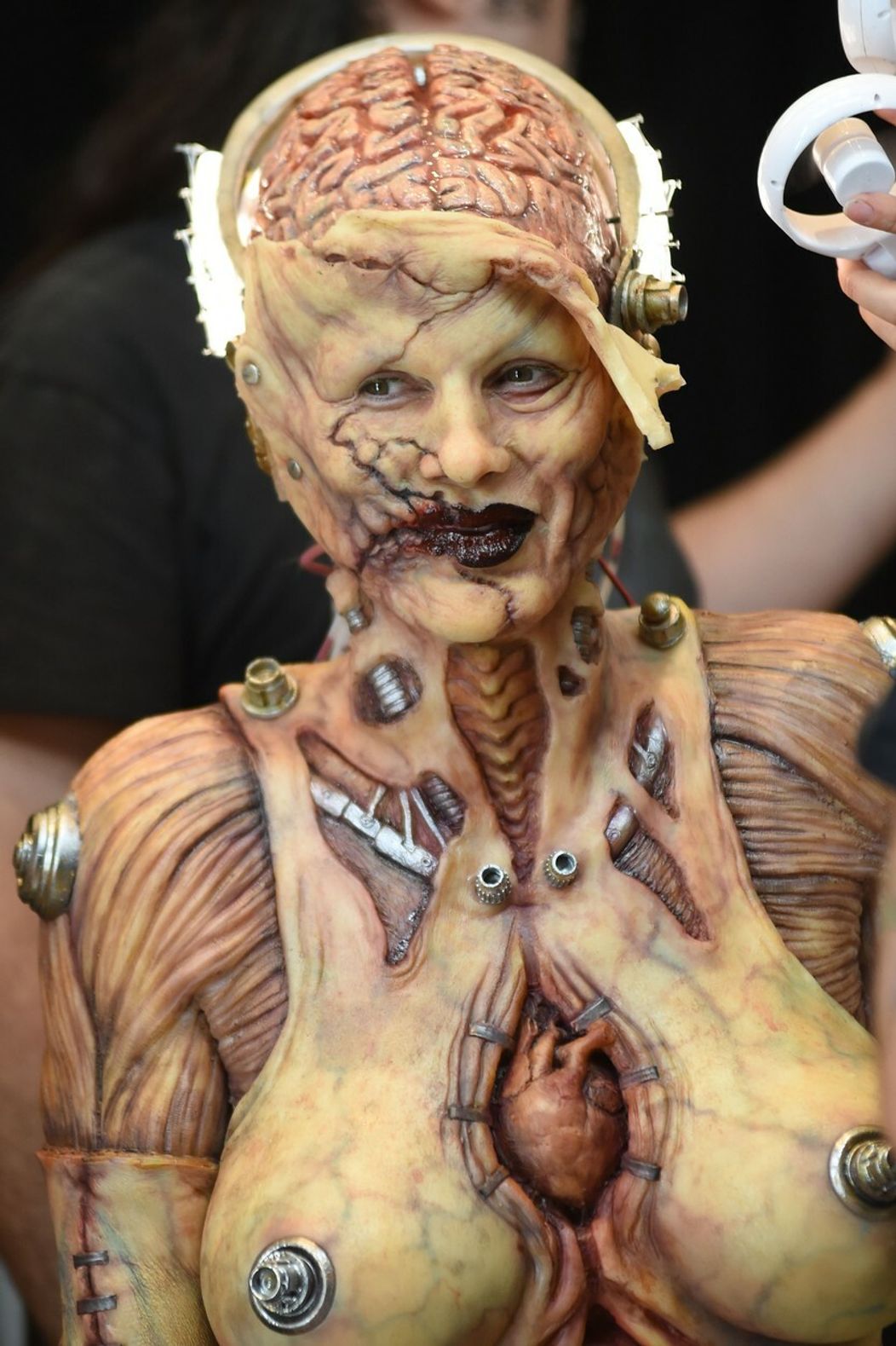 Heidi Klum počas prípravy na Halloweensku párty