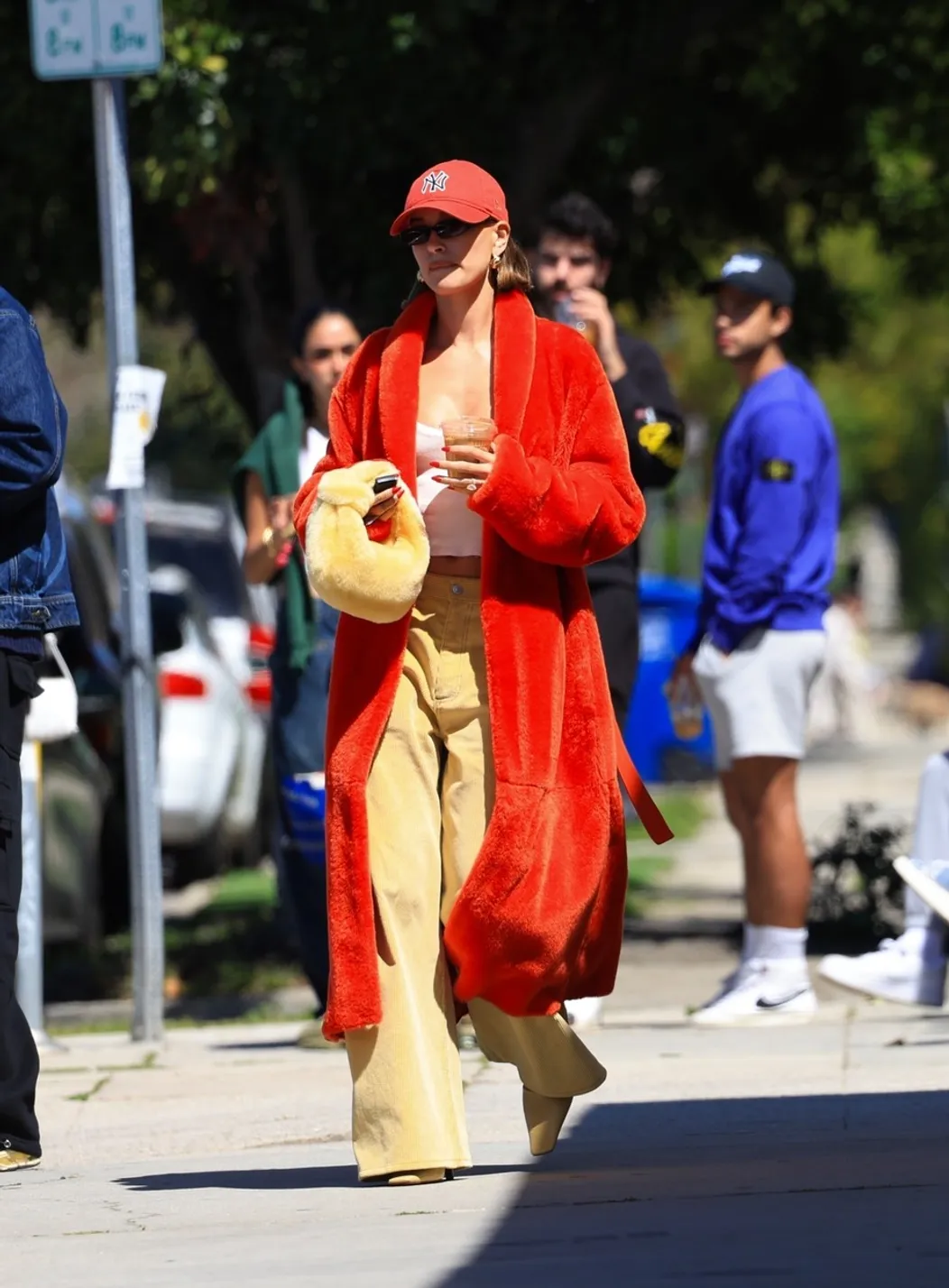 Hailey Bieber