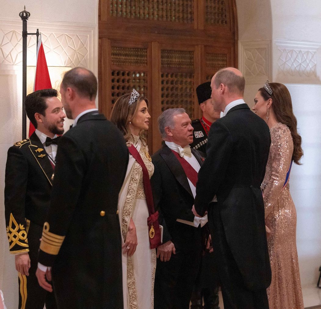 Princ William a princezná Kate na svadbe jordánskeho princa