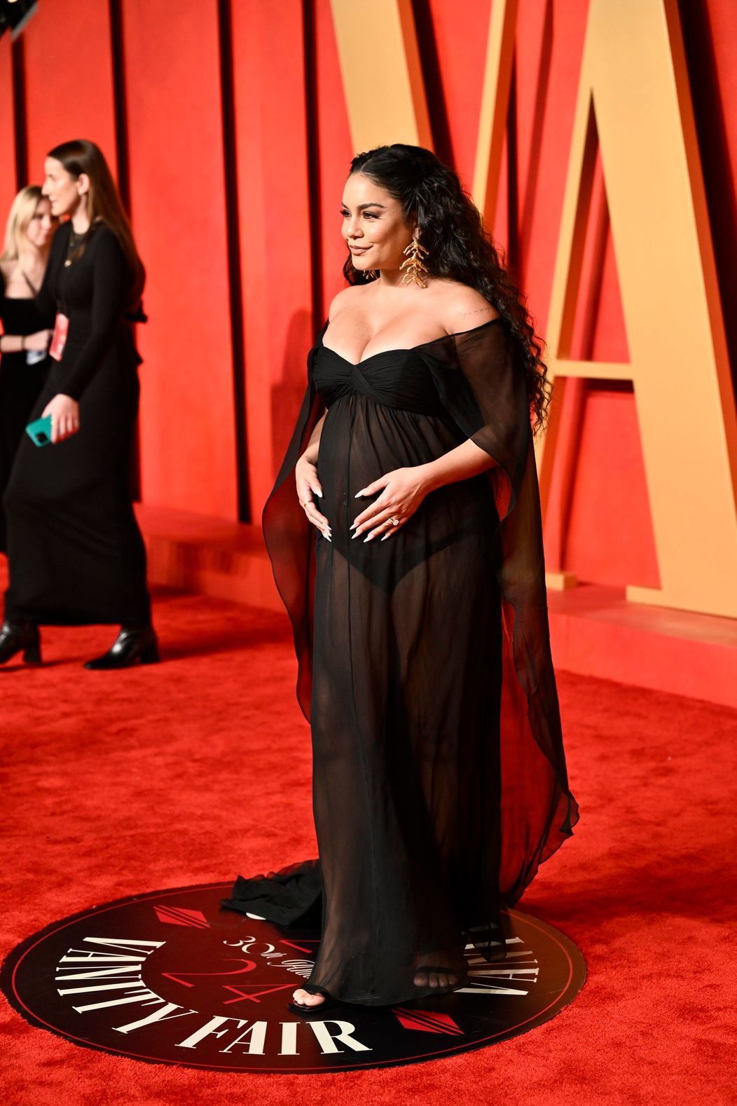 Vanessa Hudgens ukázala na Oscaroch tehotenské bruško