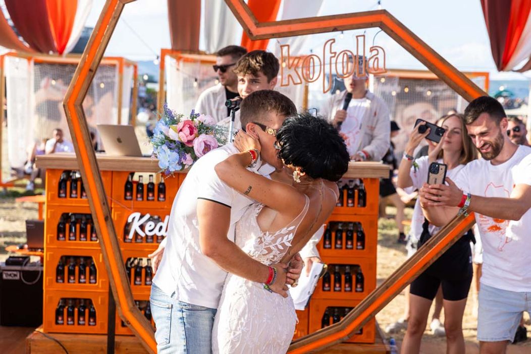 Jovinečko a Bianka pred oltárom