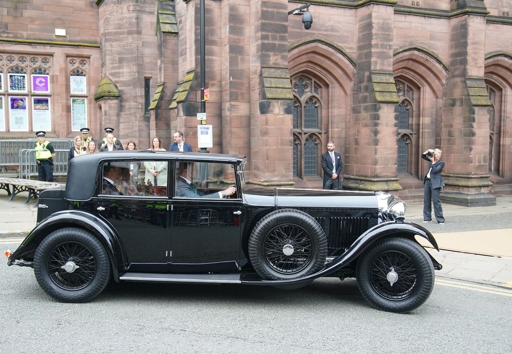 Britská svadba roka! Najžiadanejší mládenec a vojvoda sa oženil