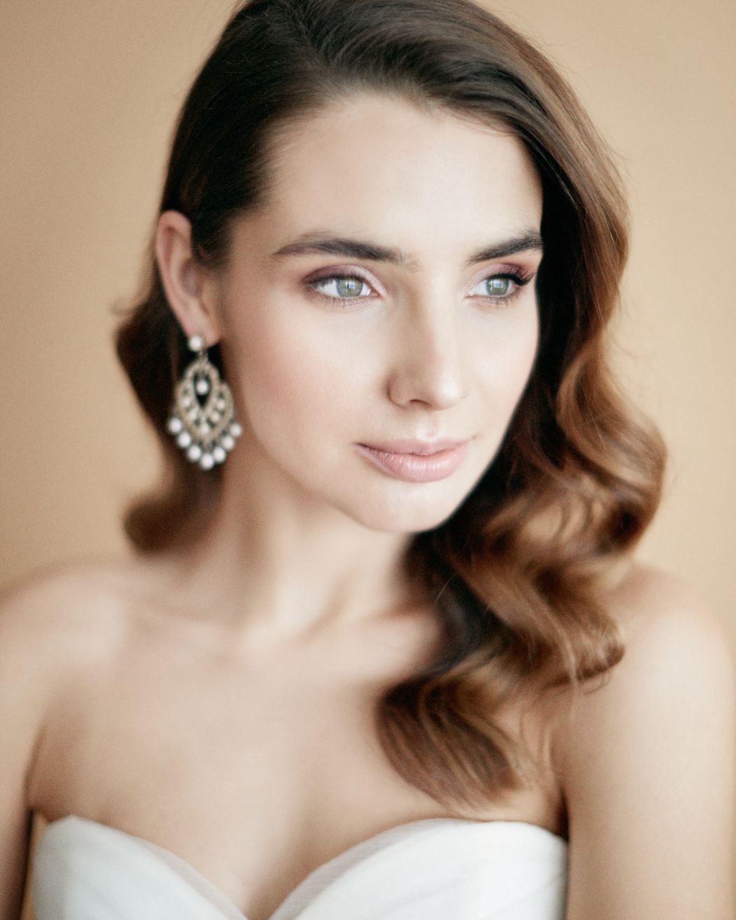 Patrice Bergeron gratuluje Jaroslavovi Halákovi k svelému výkonu.