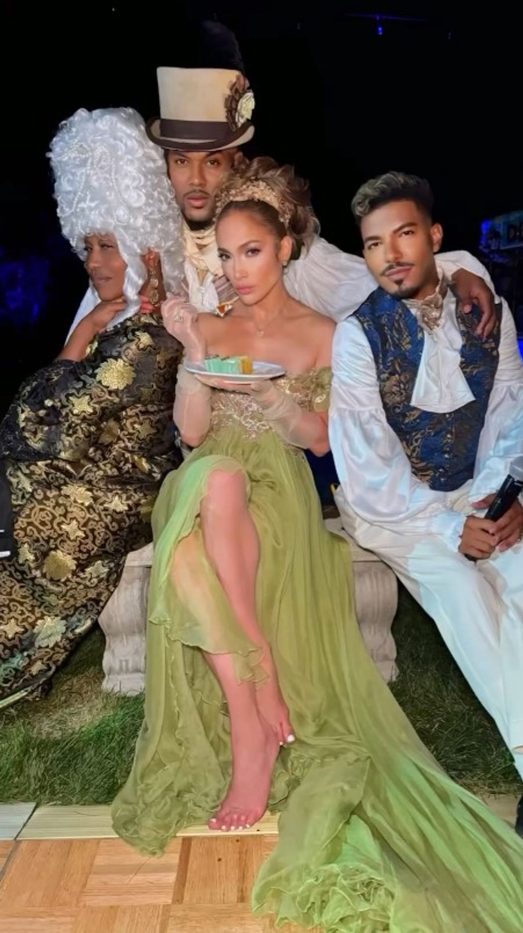 Jennifer Lopez oslávila 55. narodeniny na motív slávneho seriálu.