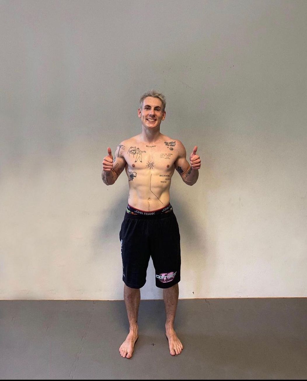 Explo miluje športy.