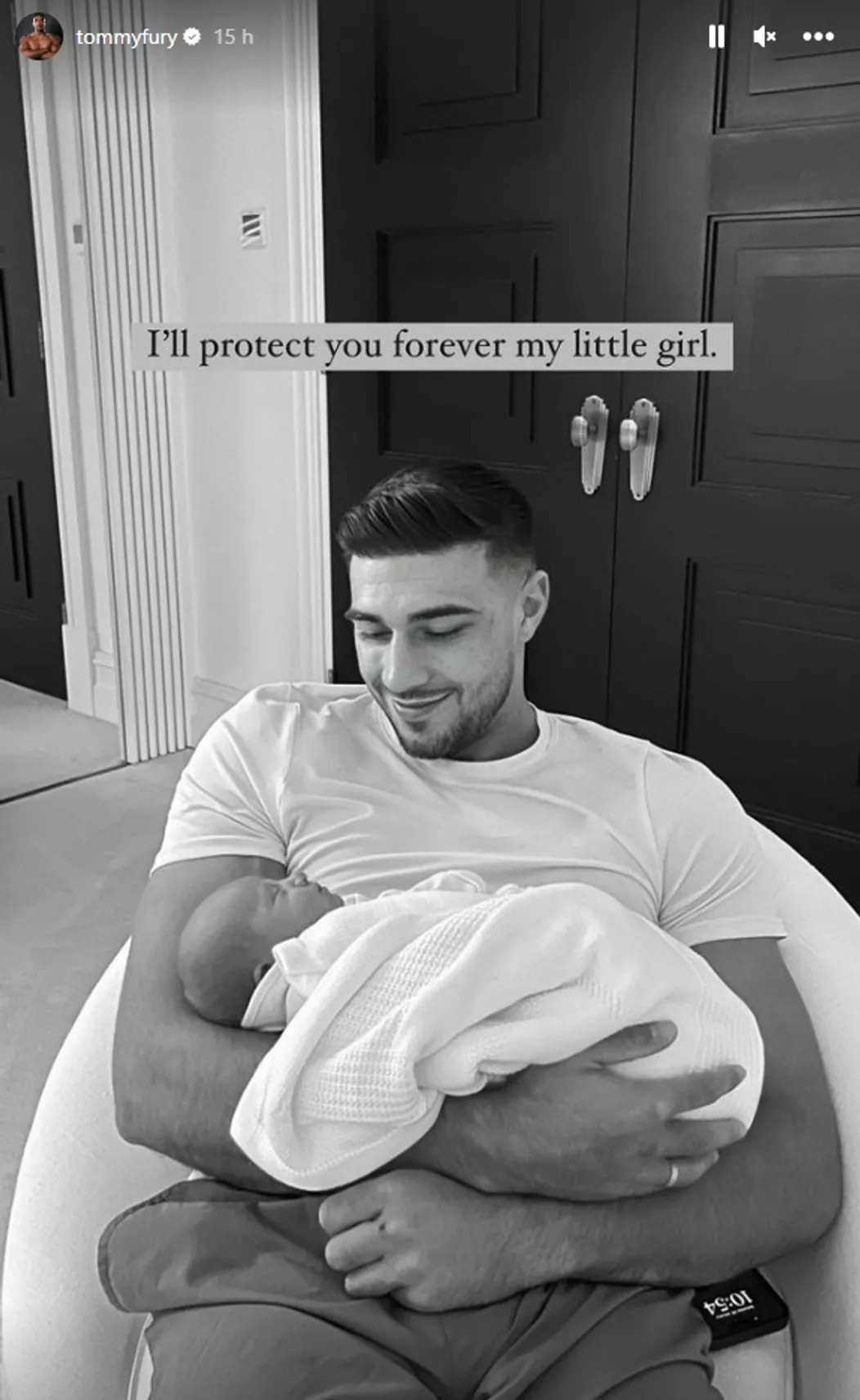 Molly-Mae Hague a Tommy Fury sa stali rodičmi. 