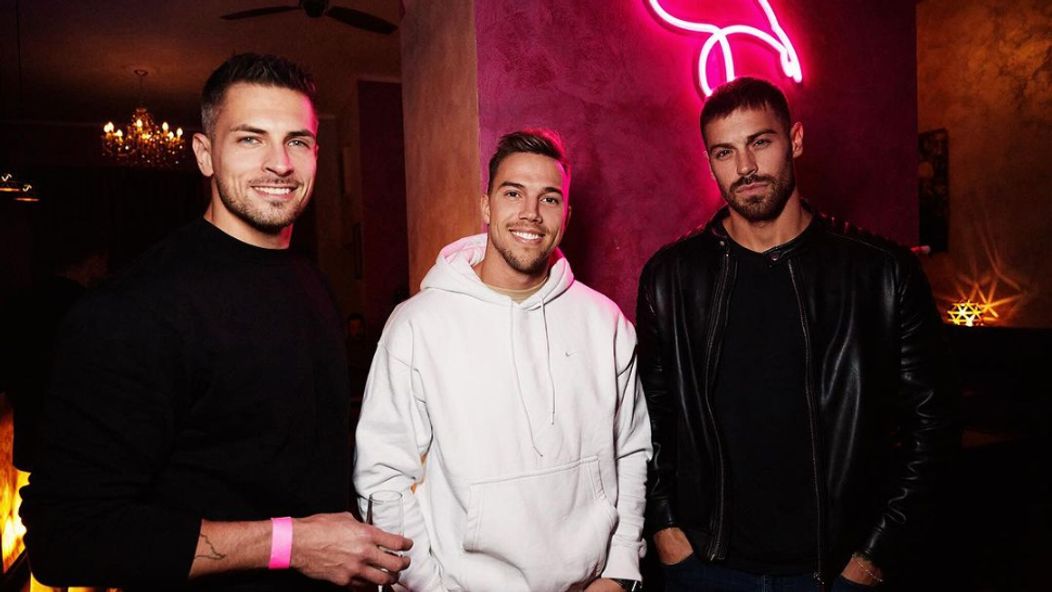 Matěj Quitt a hviezdy Love Islandu Kryštof Novák a Adam Šedro.