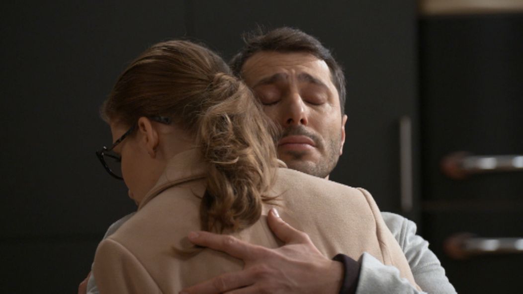 ema alex ruky objatie.jpg