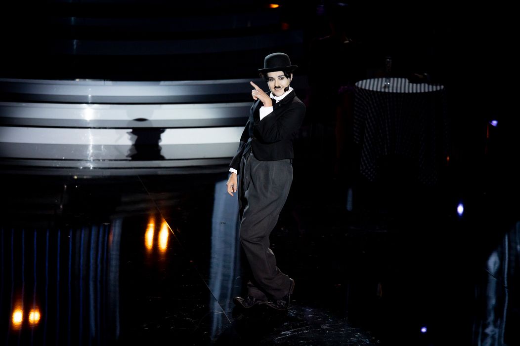 Zuzana Haasová ako Charlie Chaplin.