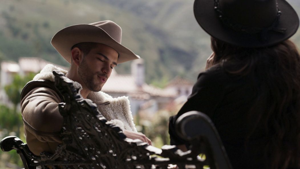 Skrytá vášeň - Príbeh pokračuje