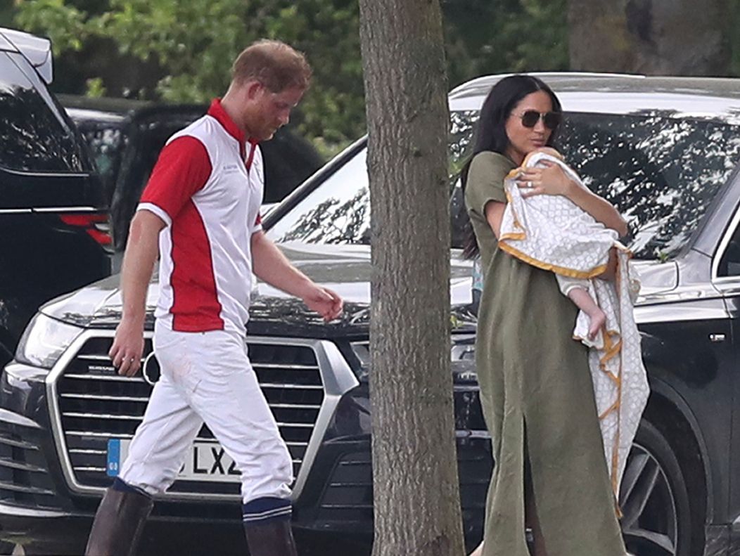 Meghan so synom Archiem prvýkrát na verejnsoti. 
