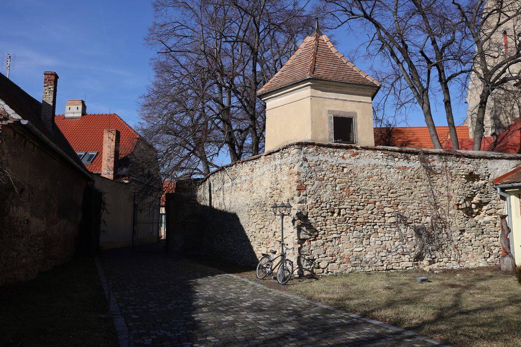 Nakrúca sa aj v skalických uličkách.