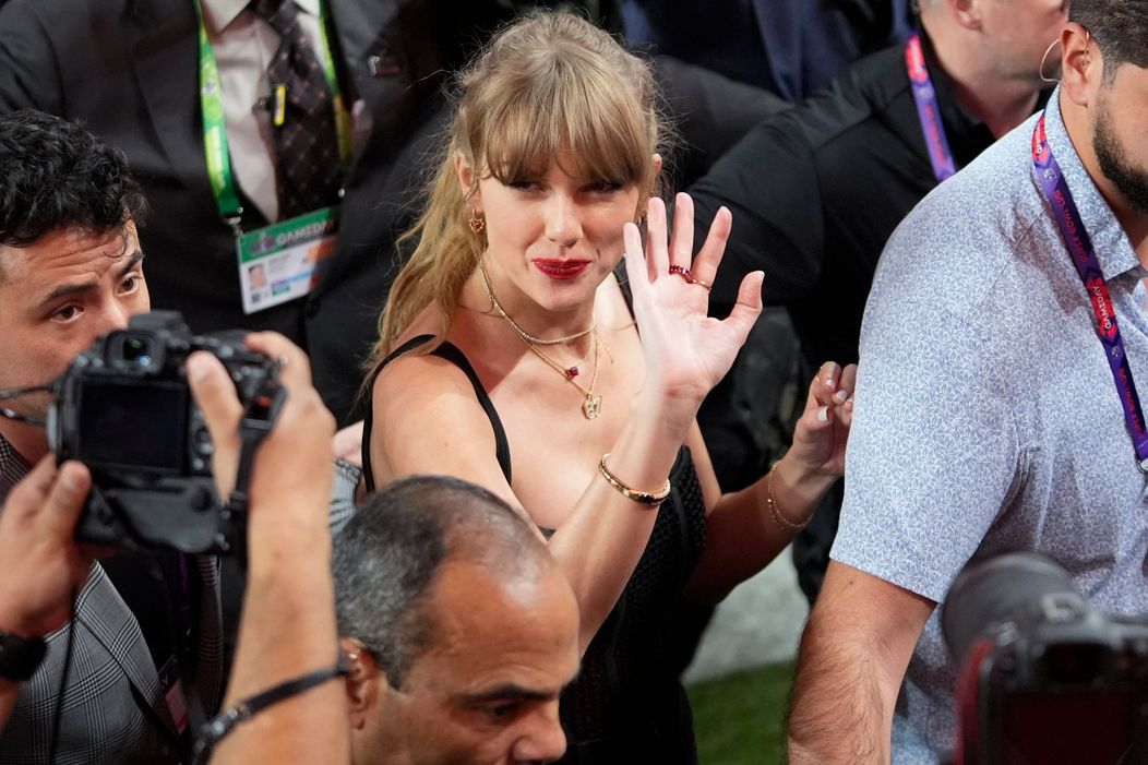 Taylor Swift s Blake Lively na Super Bowl