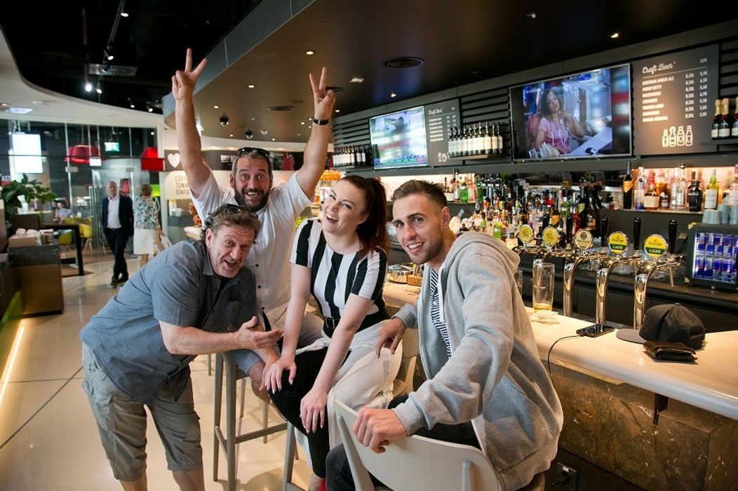 Vladimir Putin hladká šteňa, ktoré dostal darom od prezidenta Turkmenistanu Gurbangulyho Berdimuhamedova.