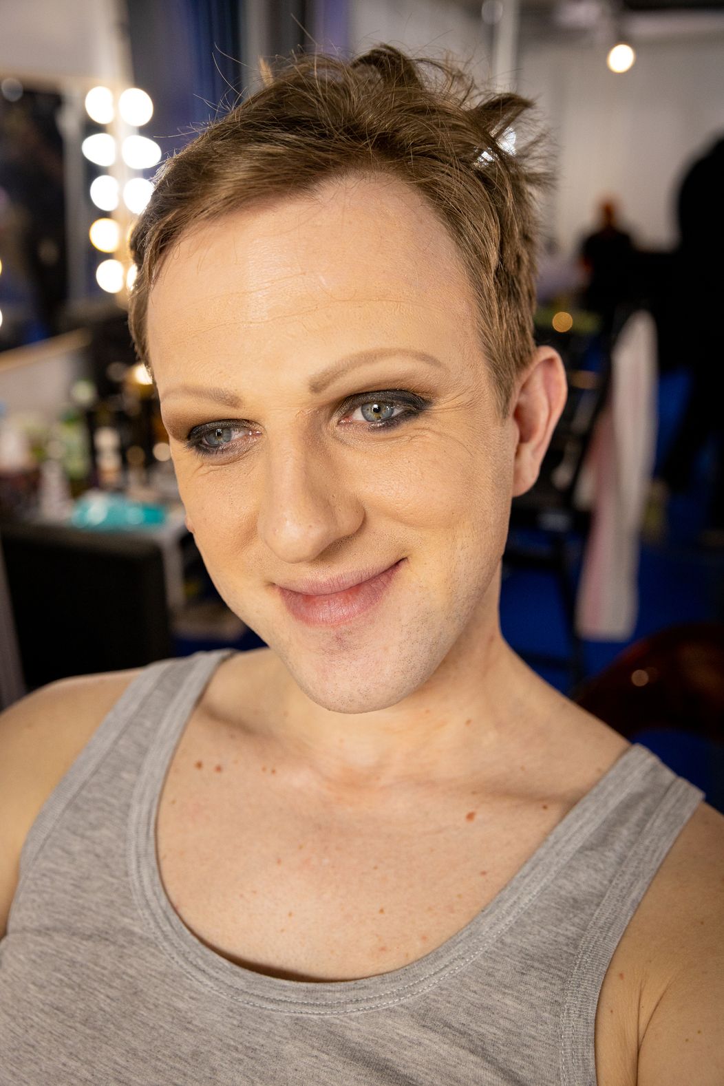 Braňo Mosný sa zmení na Anastaciu.