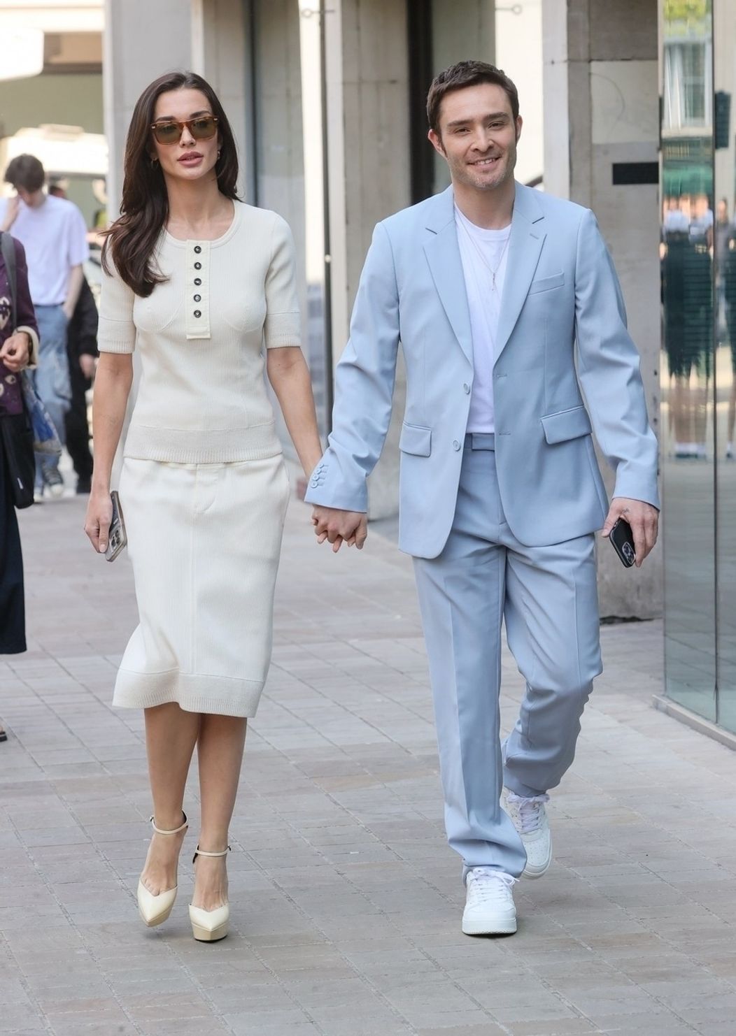 Ed Westwick a Amy Jackson sa zobrali!