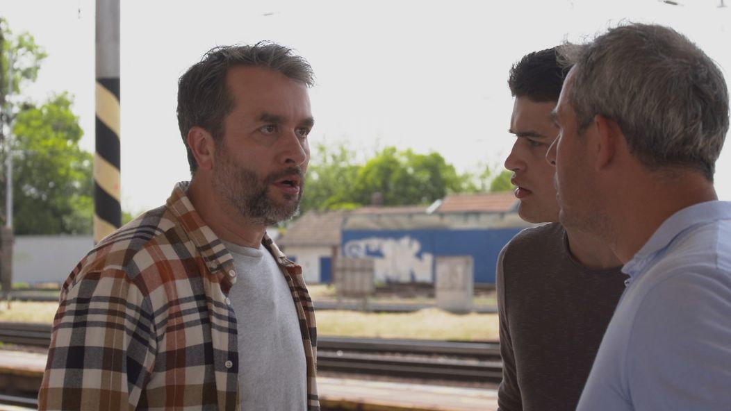 Chce, aby si Marek a Vlado spomenuli na všetky detaily.