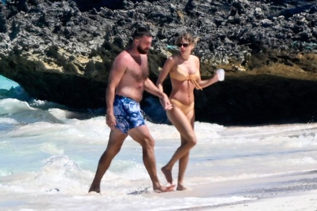 Taylor Swift a Travis Kelce na dovolenke na Bahamách