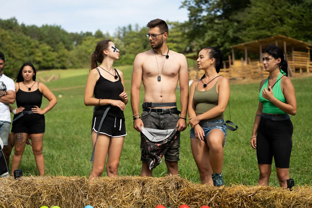 Veselý 21. deň na Farme, nové zvieratá, nové zranenie a guľôčková bitka