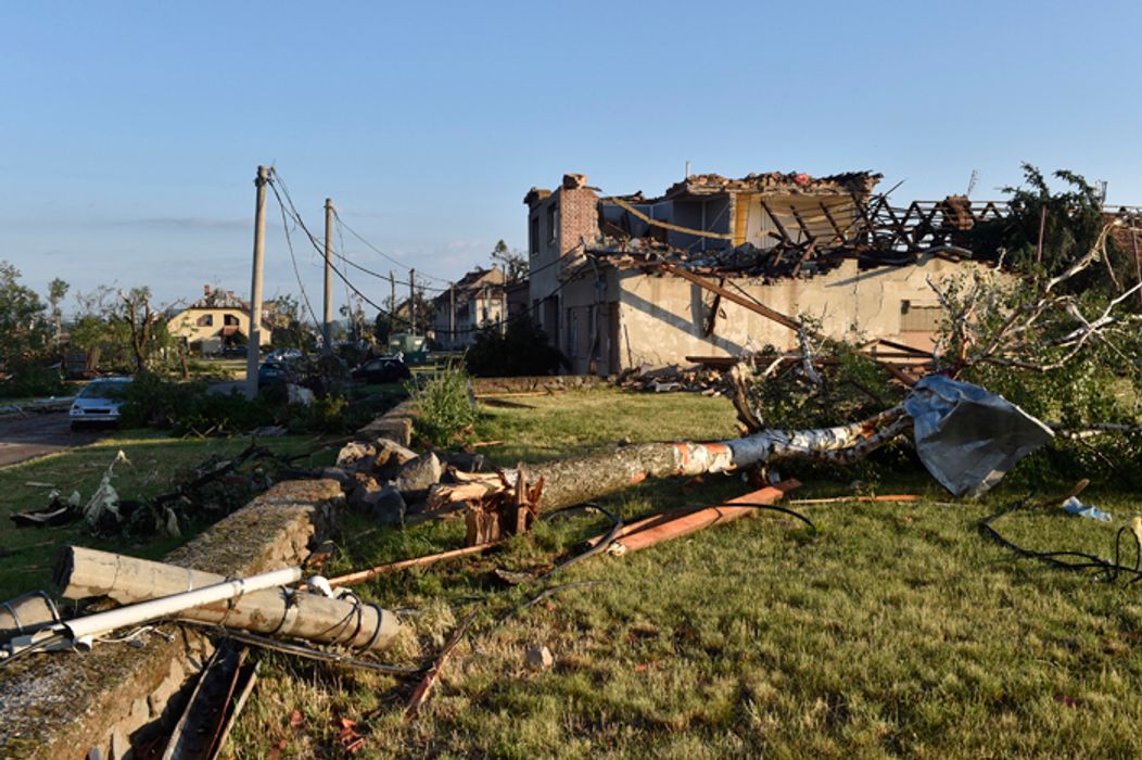 Zničený dom v obci Moravská Nová Ves, okres Hodonín.