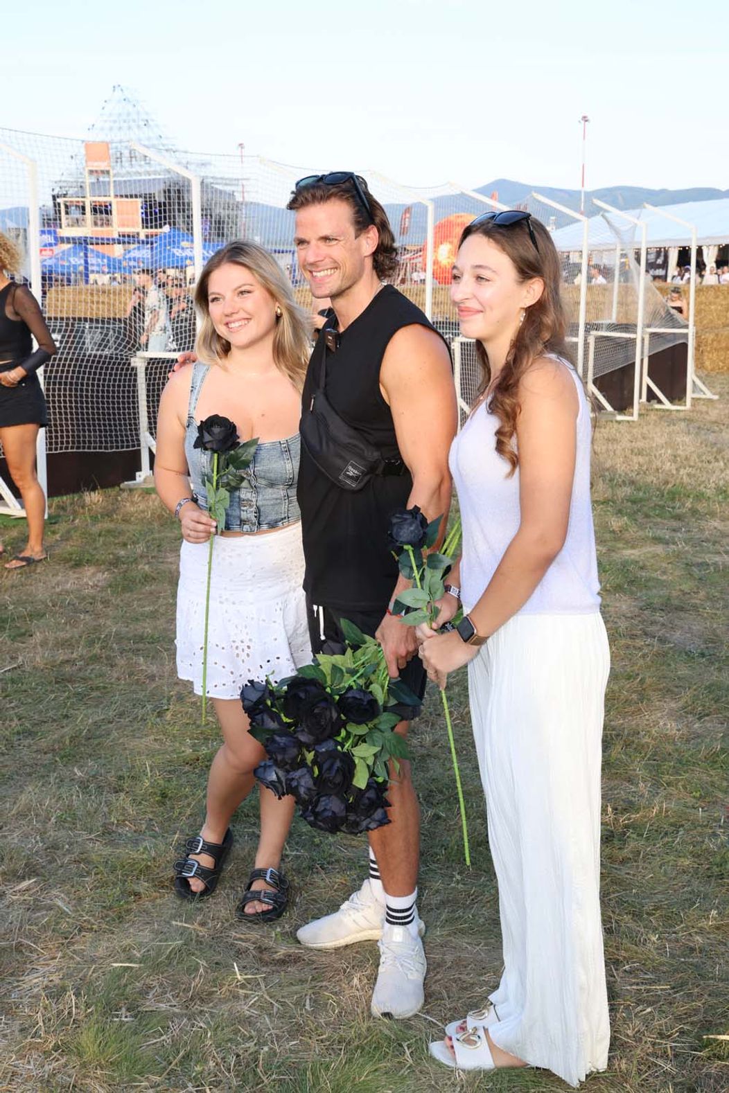 Radko na festivale Grape rozdával ruže a vymenil si bozky s Marcelou