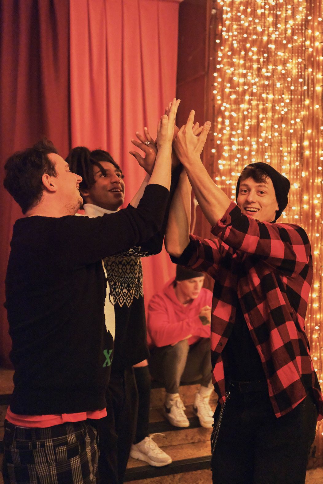 Herci na nakrúcaní videoklipu