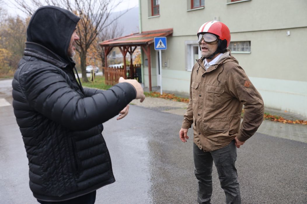 Jazdu a pád absolvoval kaskadér na jednotku