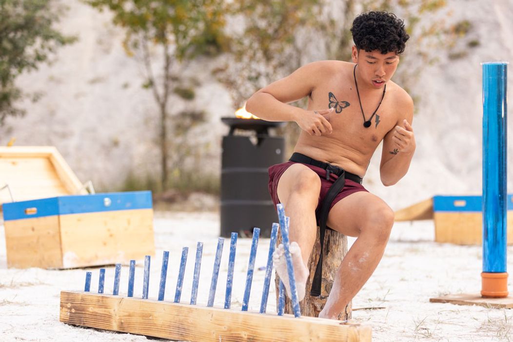 Zábery zo štafetovej súťaže v 14. epizóde Farmy