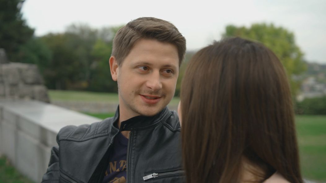 Dávid tesne pred žiadosťou o ruku.