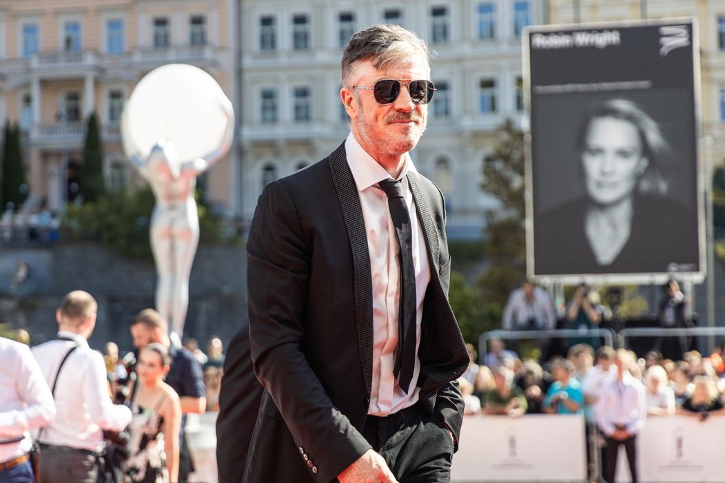Porotca Barry Ward