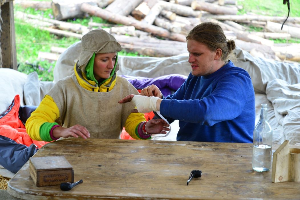 Šimon si škaredo porezal ruku