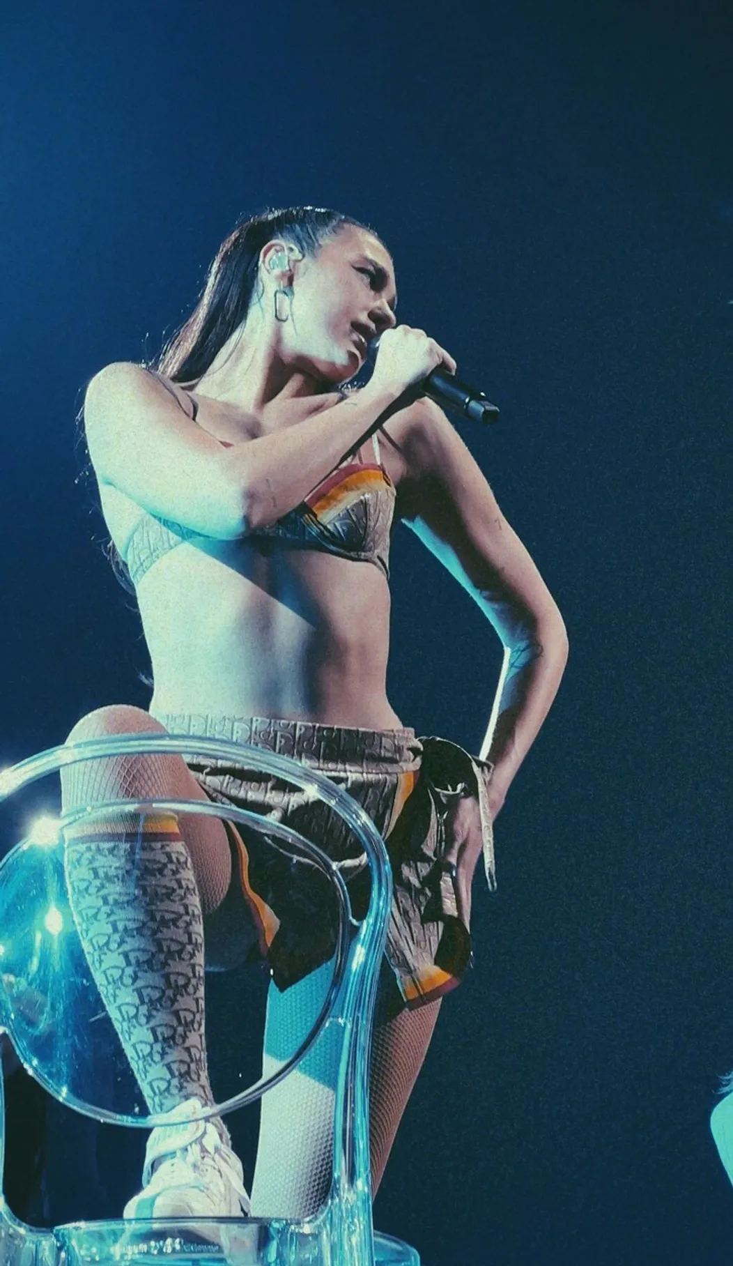 Dua Lipa - OUTFIT Č. 3