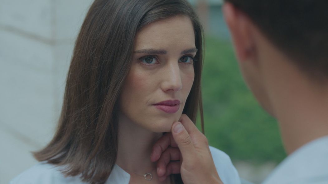 Júlia nedokáže dať Danielovi to, čo chce.