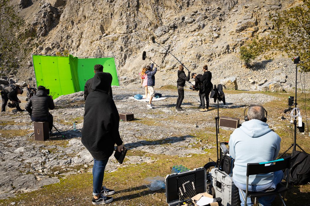 Nakrúcanie dramatickej scény v Druhej šanci.