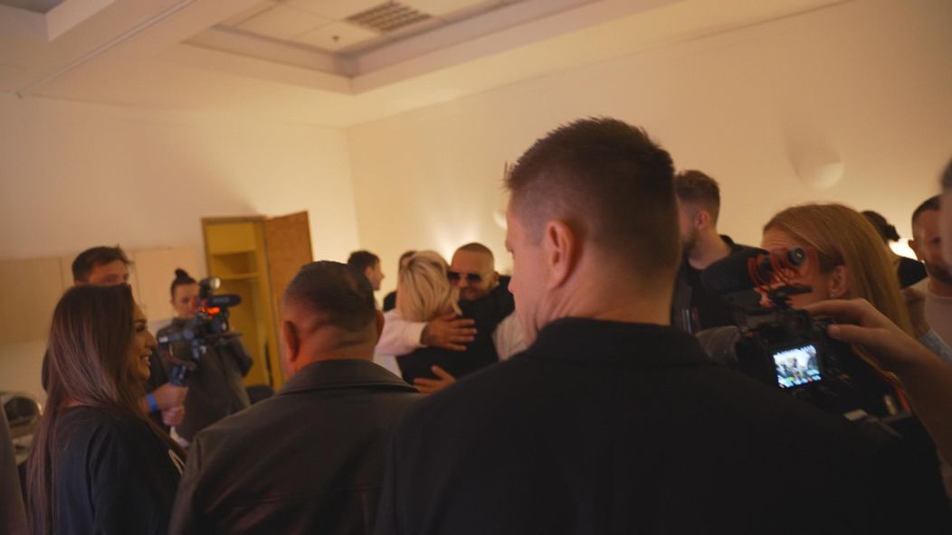Zákulisné zábery z koncertu Rytmusa, Dara mu vzdala úctu