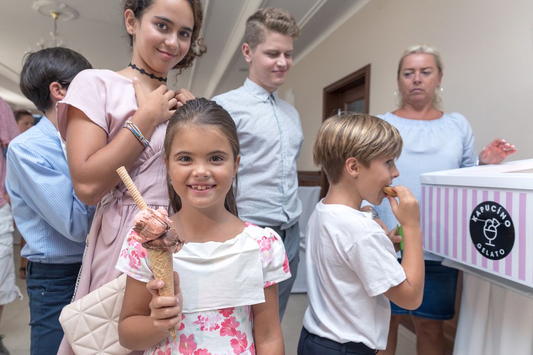 Osviežujúca pauza počas nakrúcania Oteckov