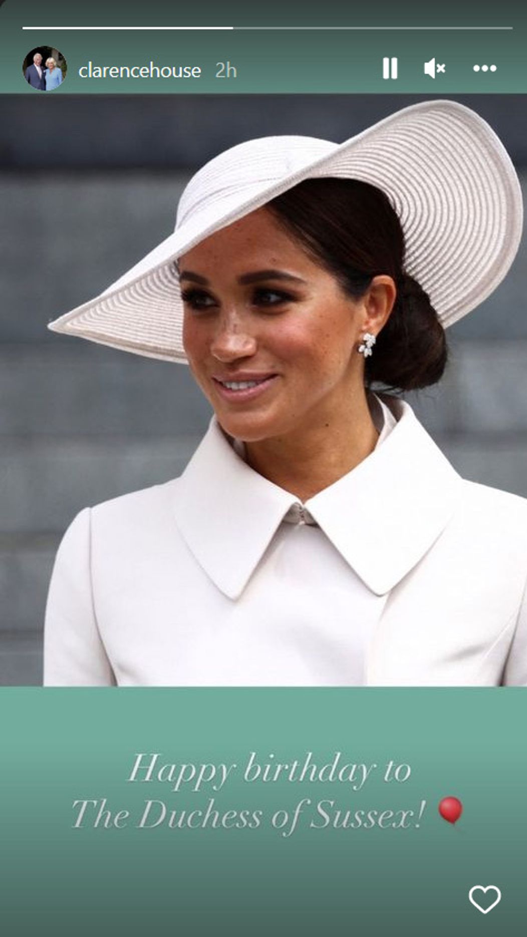 Charles s Camillou gratulujú Meghan k narodeninám