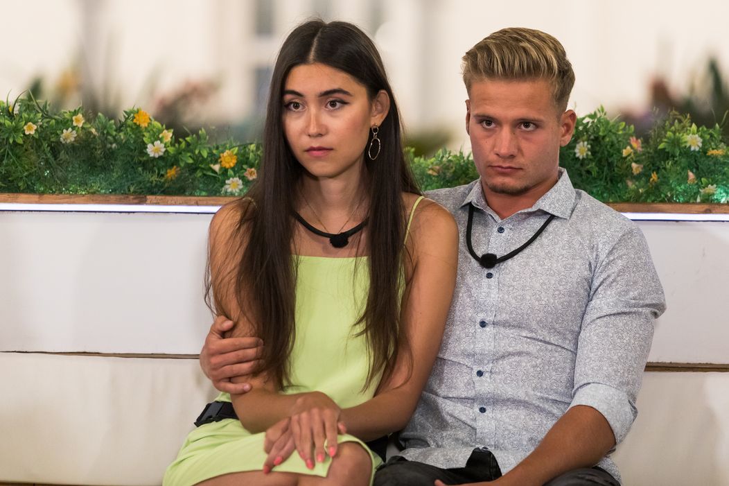 Naomi a Sam