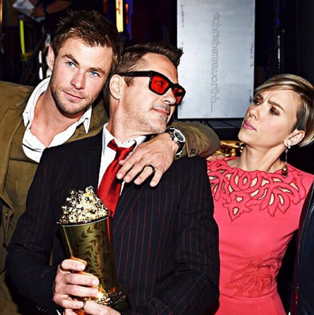 Chris Hemsworth, Robert Downey, Jr., Scarlett Johansson