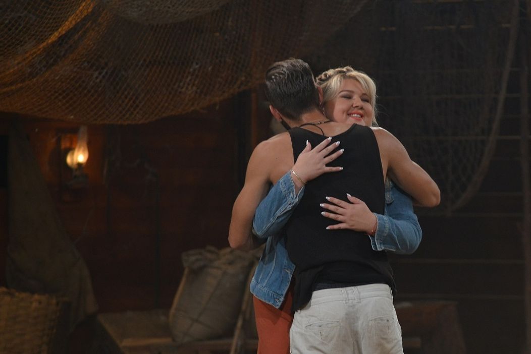 Objatiu neodolala ani Evelyn