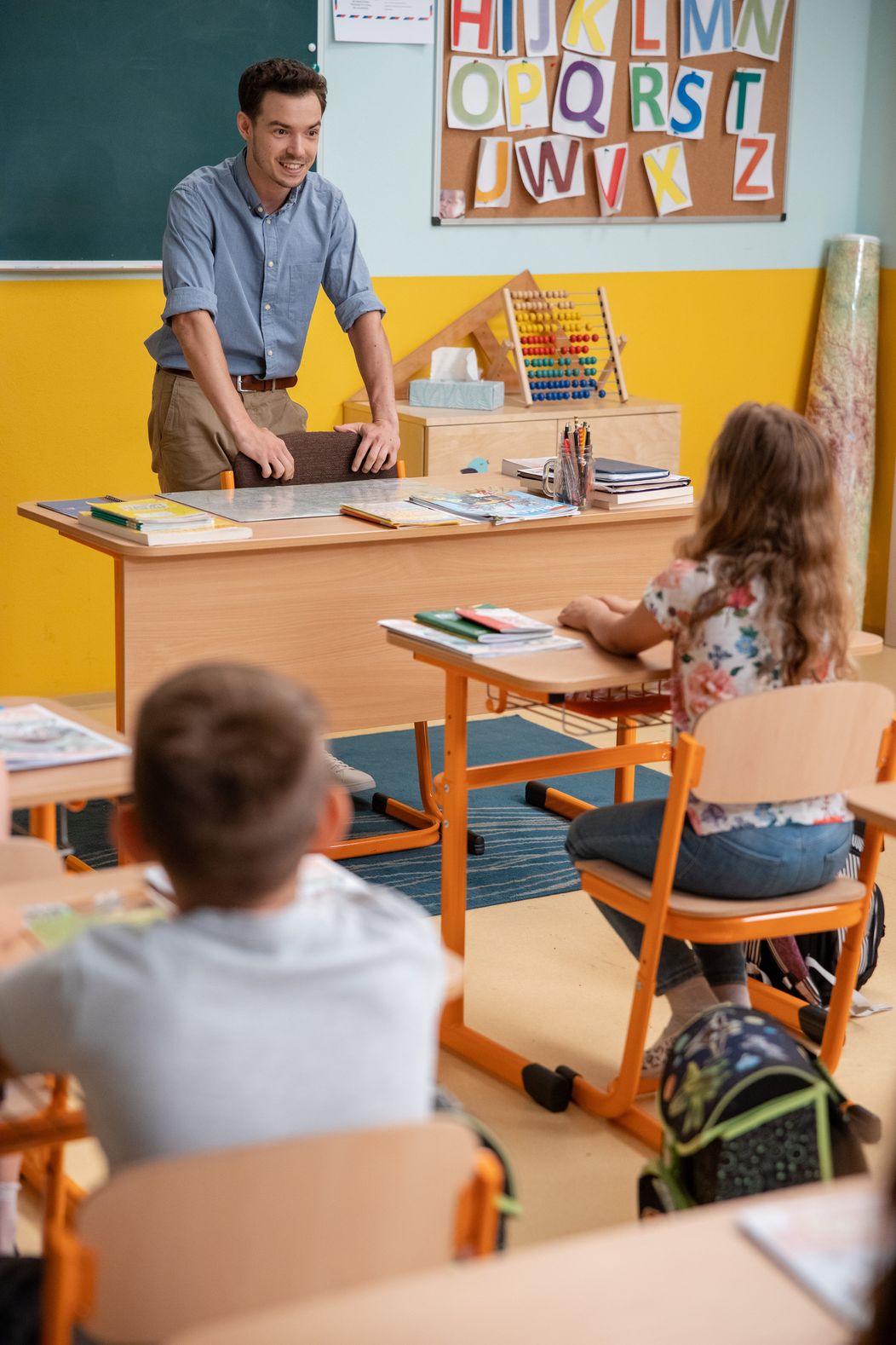 Dávid Hartl ako nový učiteľ Edo.